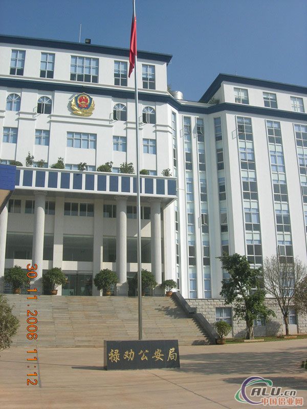 供應(yīng)云南昆明旗桿，不銹鋼旗桿，錐形旗