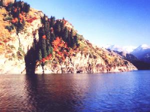新疆天山天池風(fēng)景名勝區(qū) 新疆天山天池風(fēng)景名勝區(qū)