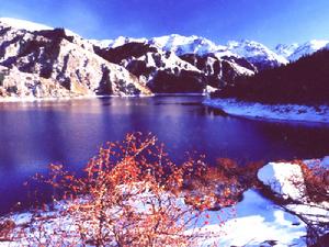 新疆天山天池風(fēng)景名勝區(qū) 新疆天山天池風(fēng)景名勝區(qū)